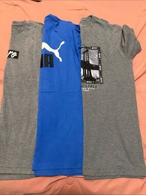 Men’s bundle of shorts sleeve tops
